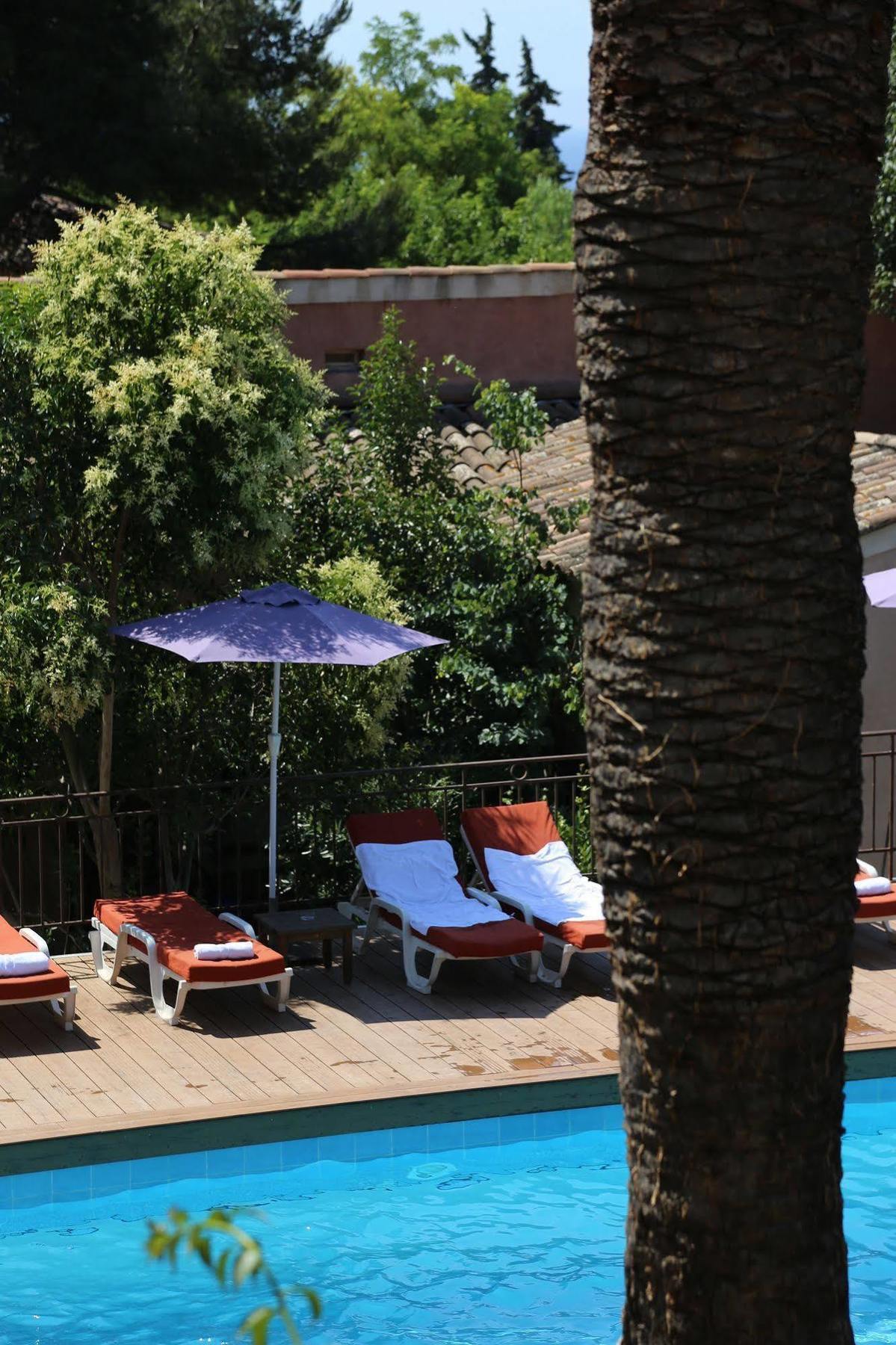 Les Jardins De Cassis - Parking Gratuit & Piscine Chauffee Hotel Buitenkant foto