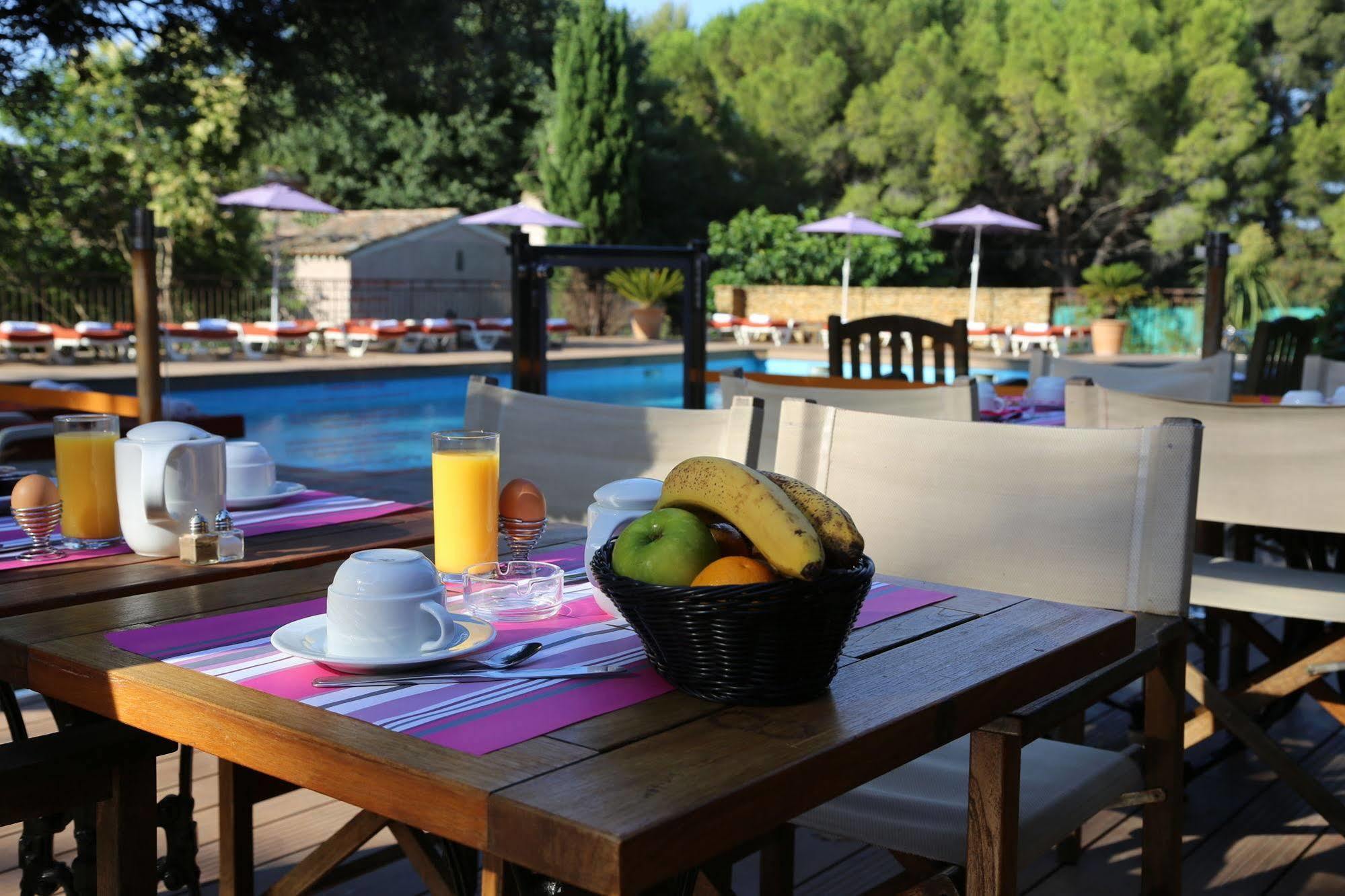 Les Jardins De Cassis - Parking Gratuit & Piscine Chauffee Hotel Buitenkant foto